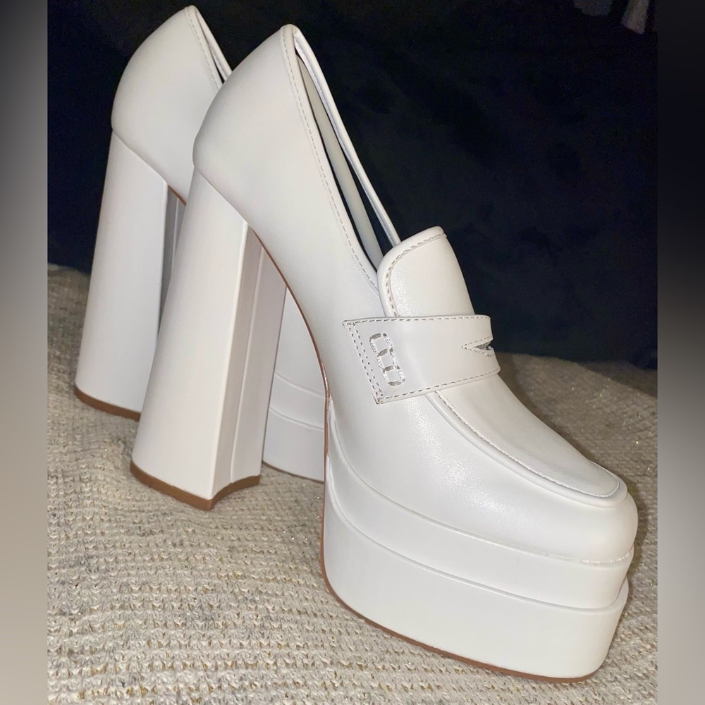Pazzle Platform Heels in White